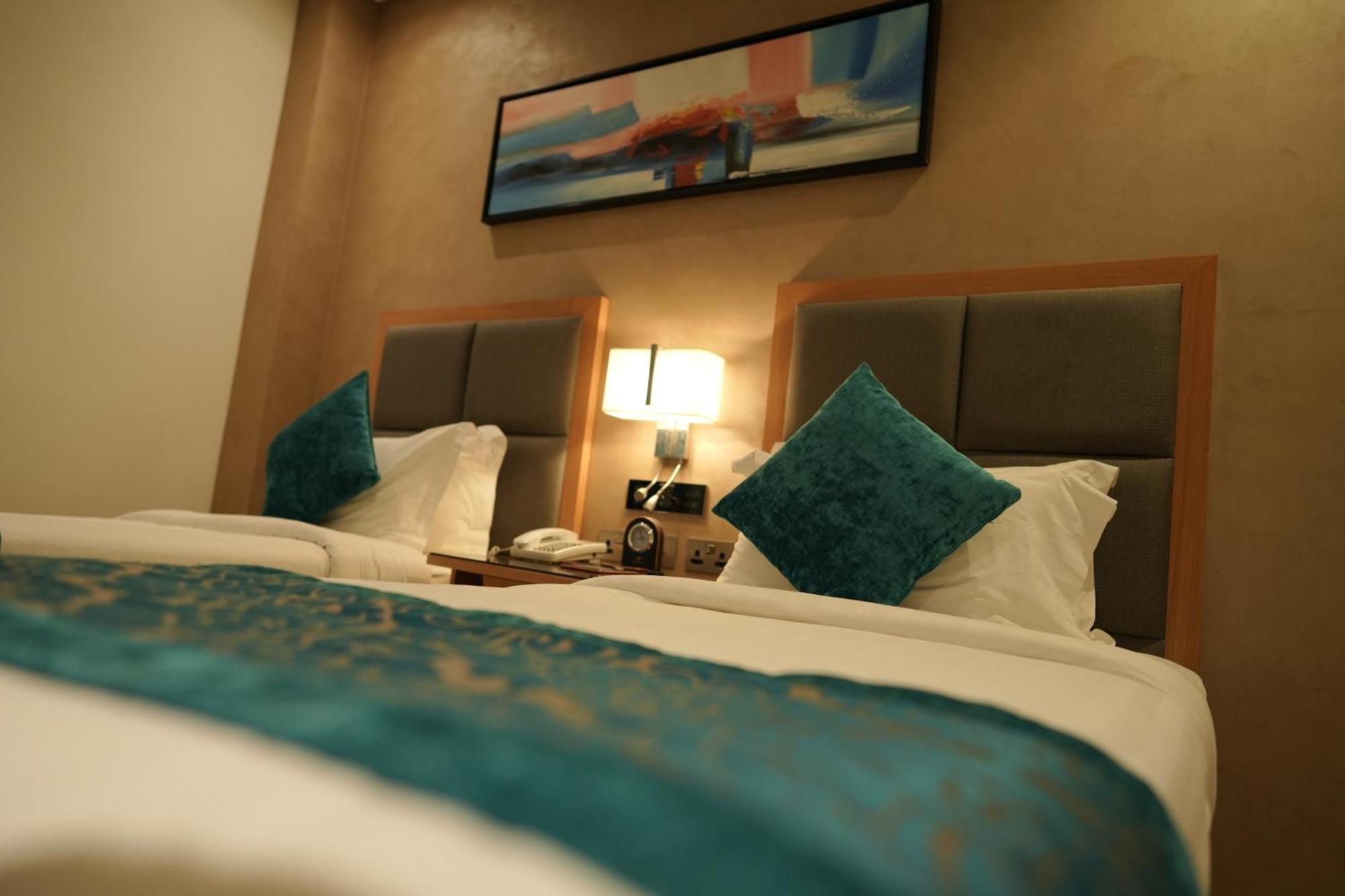 Meshal Hotel Манама Экстерьер фото